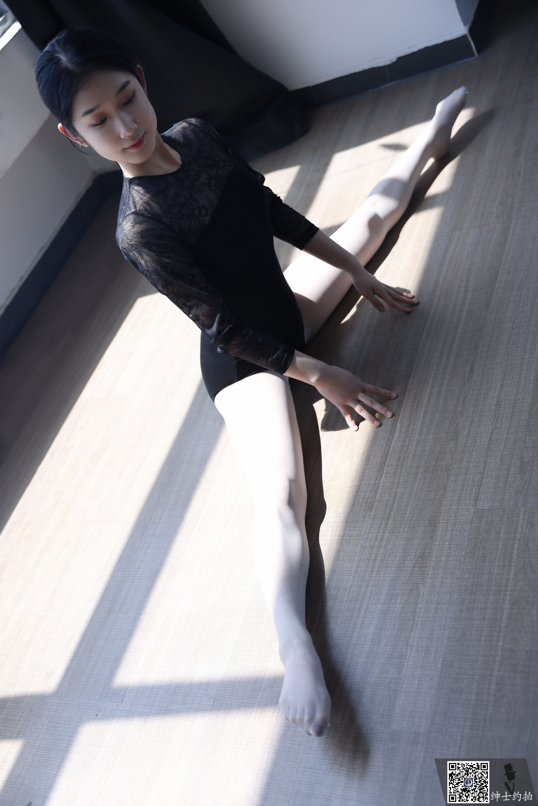 SHENSHI绅士 – SS009 姗姗